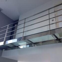 Pasarelaybarandillasinoxidable