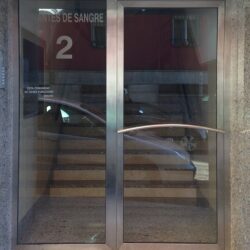 Puertaportalinoxidabledonantes