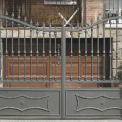 Puerta Batiente Forja